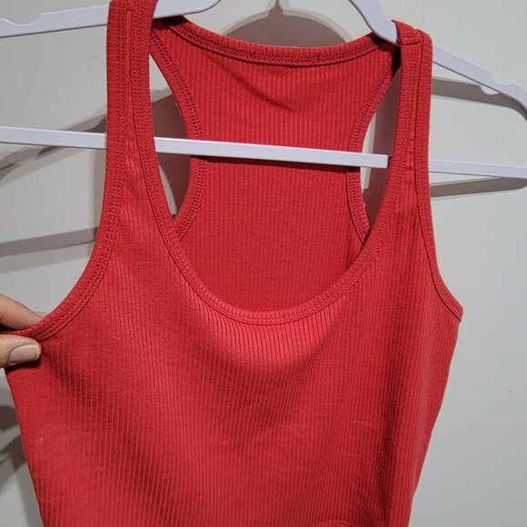 Red Ribbed Crop Tank - Picture 2 of 5